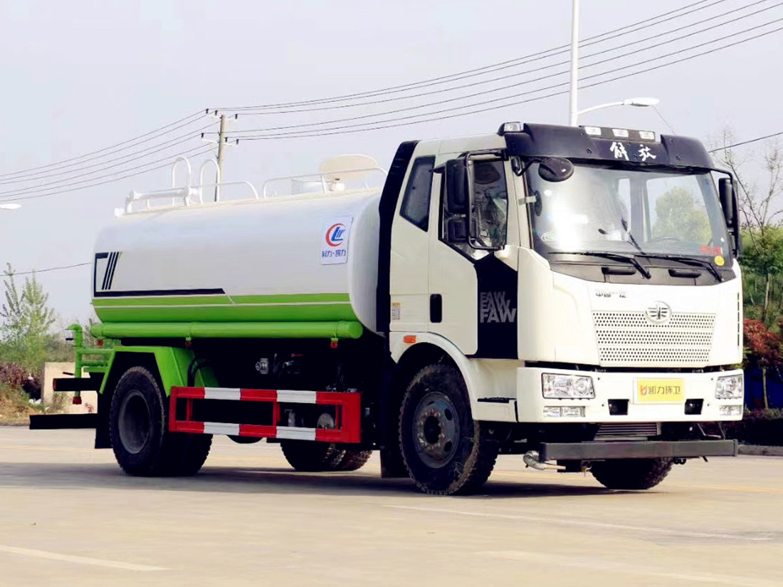 【京環13.5立方】解放J6L灑水車