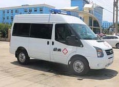 程力威牌CLW5040XJHJ5型救護(hù)車