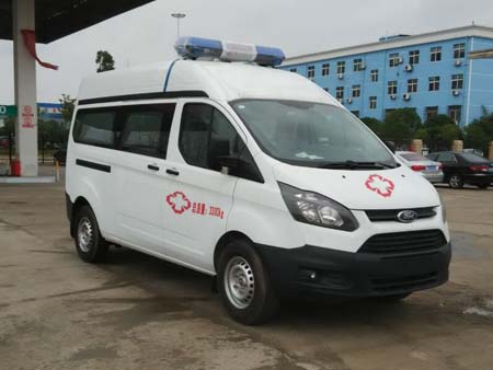 程力重工牌CLH5033XJHJ5型救護(hù)車(chē)