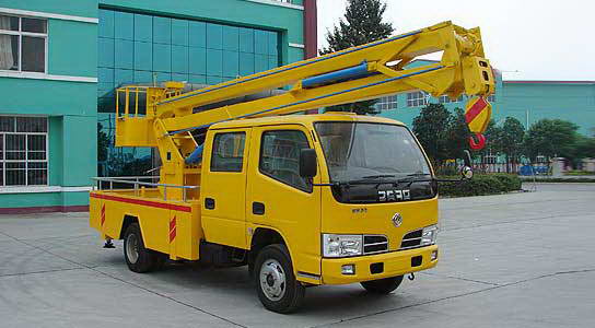 東風金霸高空作業車